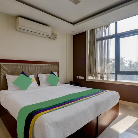 Itsy By Treebo - Rotano Glitz Inn Kozhikode Bagian luar foto