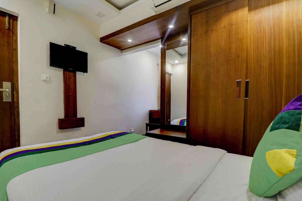 Itsy By Treebo - Rotano Glitz Inn Kozhikode Bagian luar foto