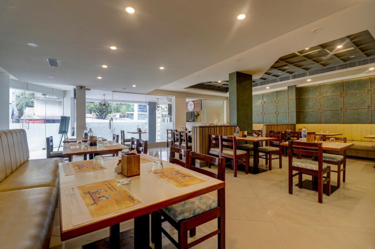 Itsy By Treebo - Rotano Glitz Inn Kozhikode Bagian luar foto