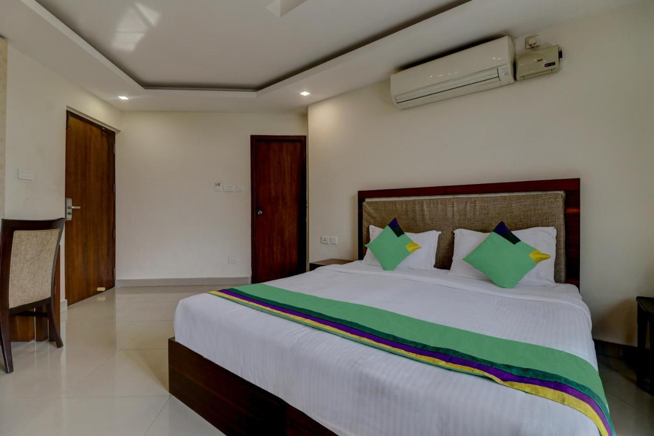 Itsy By Treebo - Rotano Glitz Inn Kozhikode Bagian luar foto