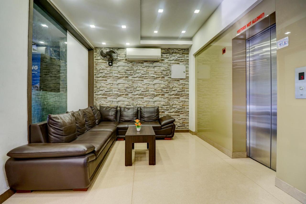 Itsy By Treebo - Rotano Glitz Inn Kozhikode Bagian luar foto